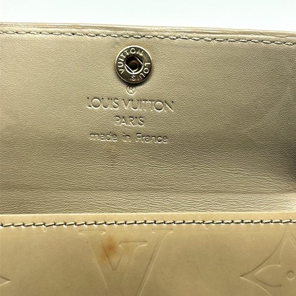 Louis Vuitton Carte de Visite Monogram Vernis Envelope Crème Wallet Authentic - Picture 4 of 9